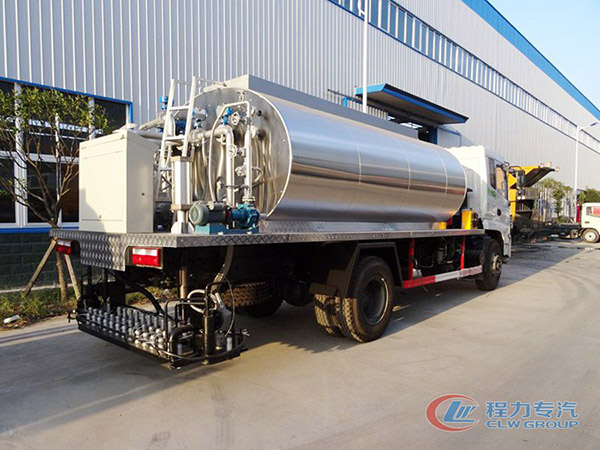 東風特商12噸瀝青灑布車