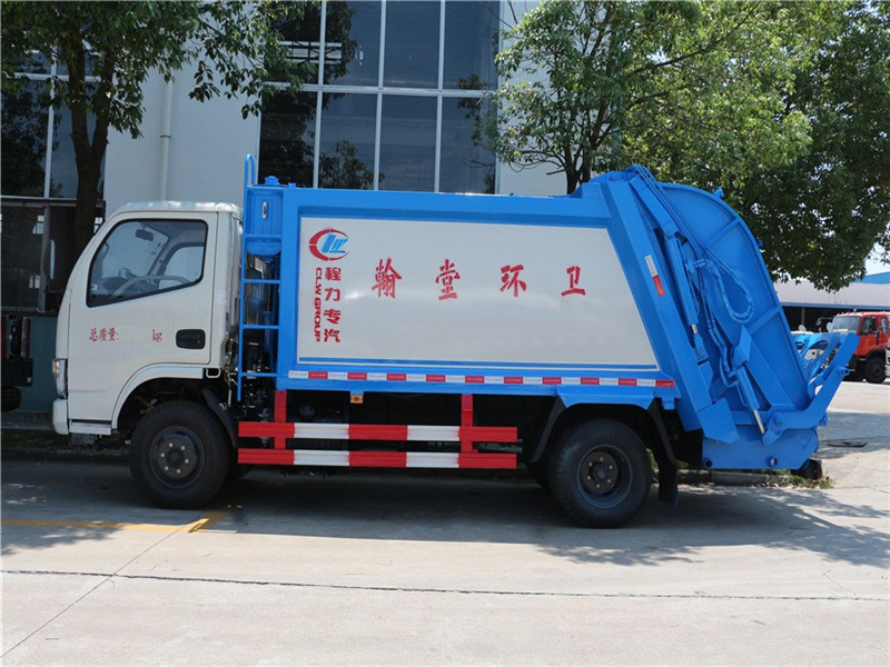 東風5方壓縮垃圾車
