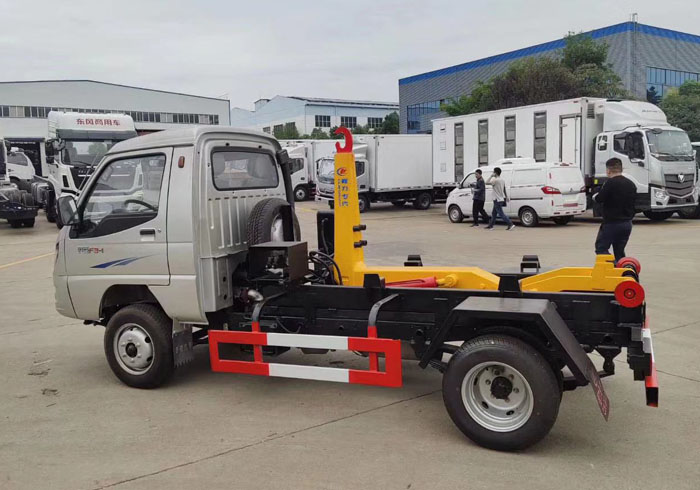 國六唐駿后雙輪3方勾臂式垃圾車