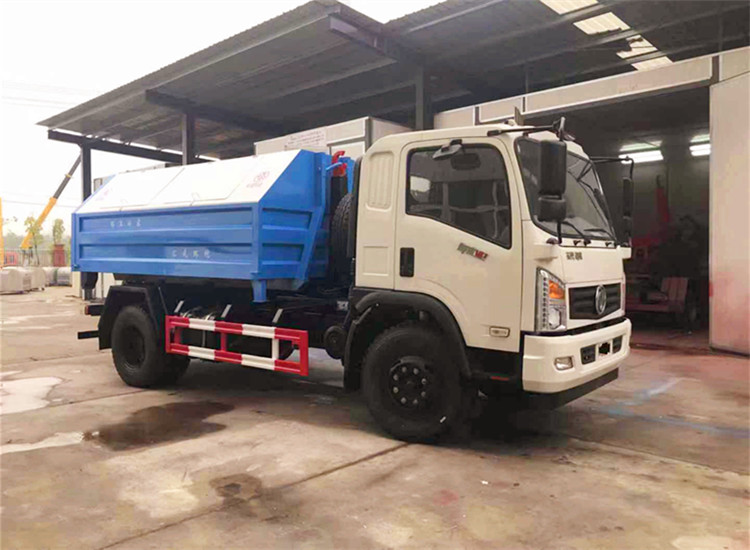 8立方東風御虎拉臂鉤垃圾車