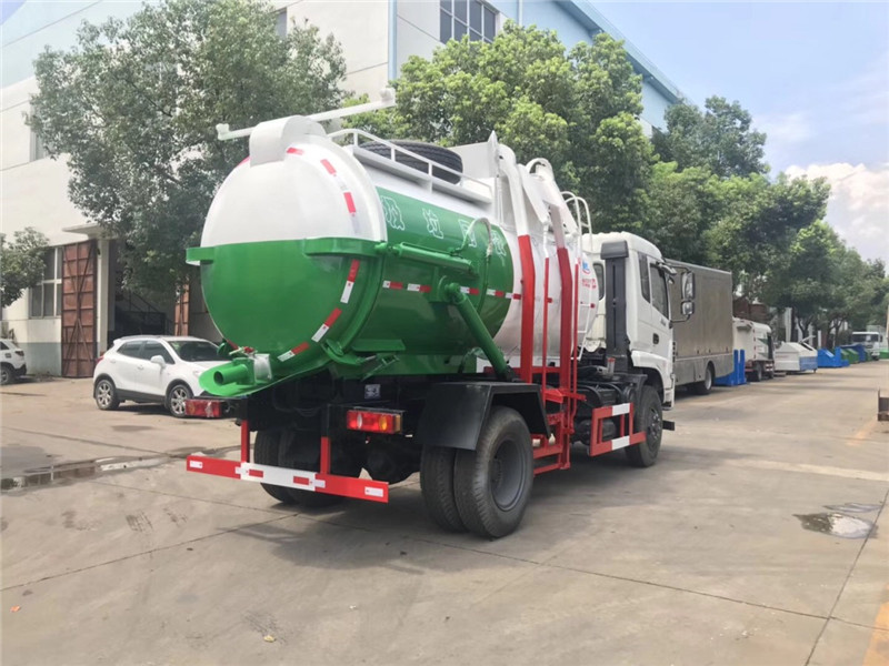 東風(fēng)天錦8立方餐廚垃圾車
